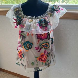Unique flower top